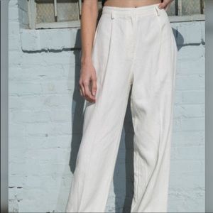 brandy melville white pants